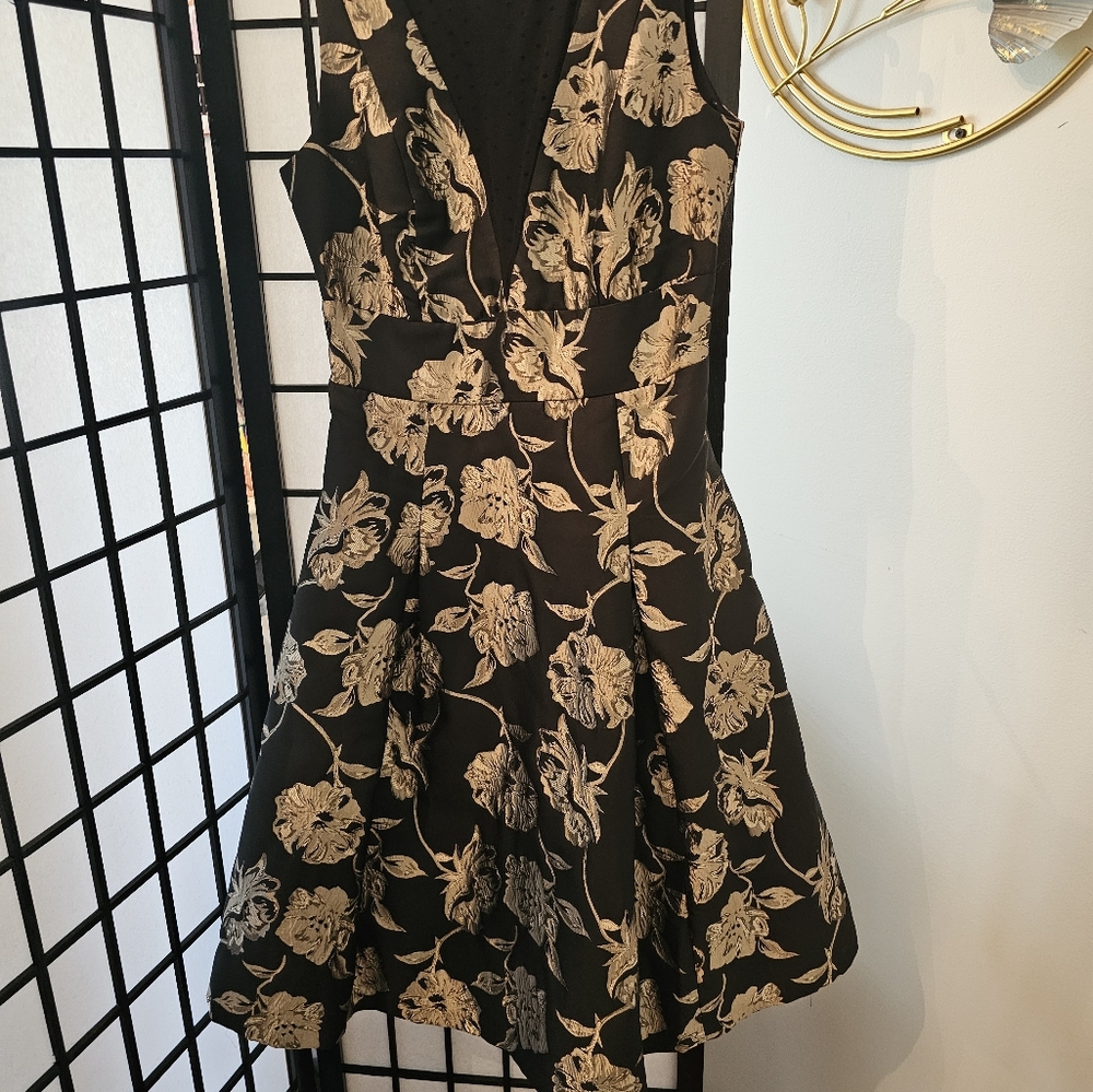 New York & Company Gold and Black Fit and Flare Midi Dress - Picture 2 of 3
